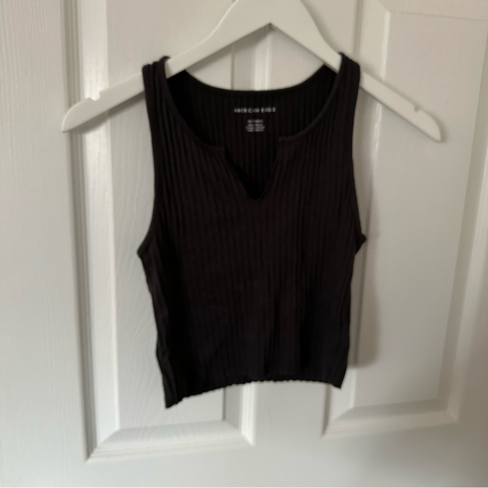 Dark Gray Ribbed Cropped Tank Top